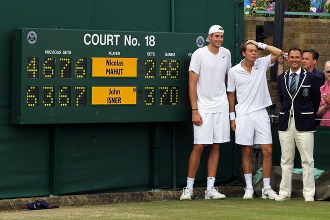 Meci cu repetiţie: Isner şi Mahut se întâlnesc din nou la Wimbledon.