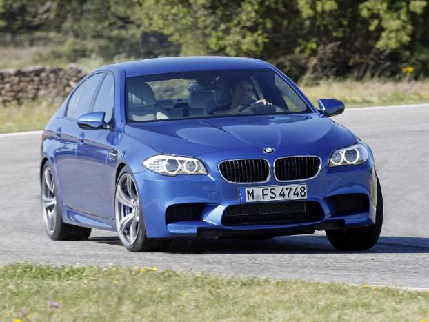 Noul BMW M5 va sosi în România la toamnă cu 560 CP! - video.