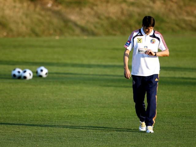 Piţurcă va urmări 50 de jucători pentru amicalul cu Argentina