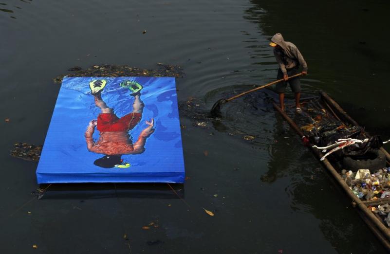 Săptămâna în imagini 18-24 iunie - Inundaţii catastrofale în China 300603