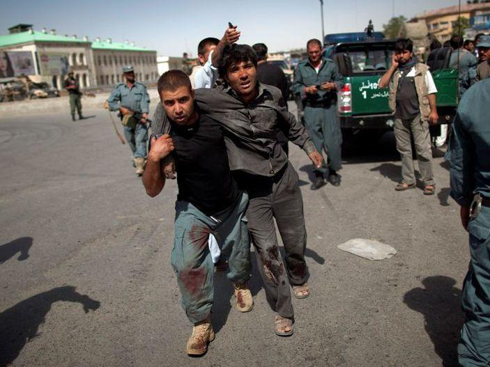 Afganistan: 60 de morţi în urma unui atentat asupra unui spital de lângă Kabul