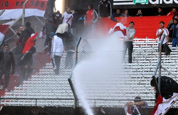 Incidente grave la Buenos Aires după ce River Plate a retrogradat - video