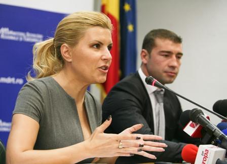 Udrea dă circa 2 milioane de euro pentru promovarea "frunzei" în cadrul Galei Campion pentru România