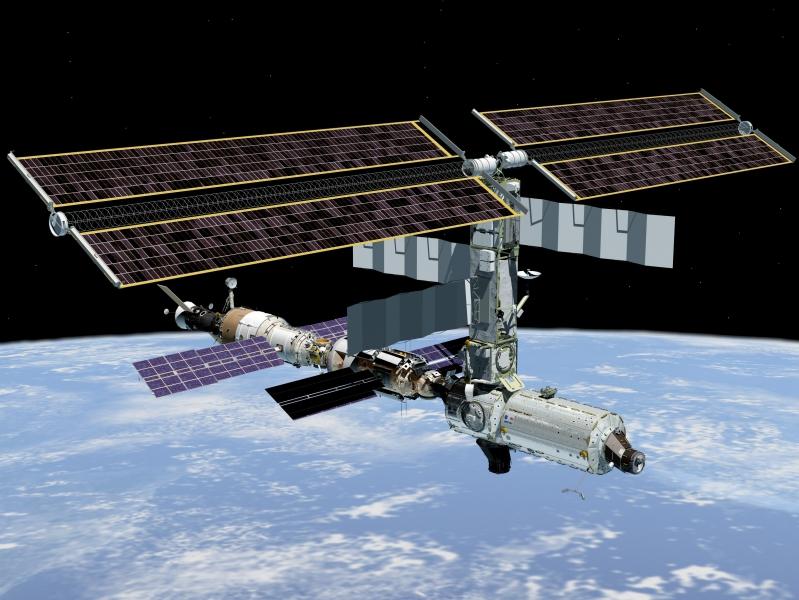 Astronauţii de pe Staţia Spaţială Internaţională, evacuaţi din cauza deşeurilor cosmice