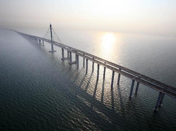 Cel mai lung pod de pe planetă, inaugurat în China!