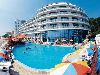 Se întâmplă pe litoralul bulgăresc: o fată de 13 ani a murit absorbită de gura de scurgere a piscinei unui hotel din Nisipurile de Aur