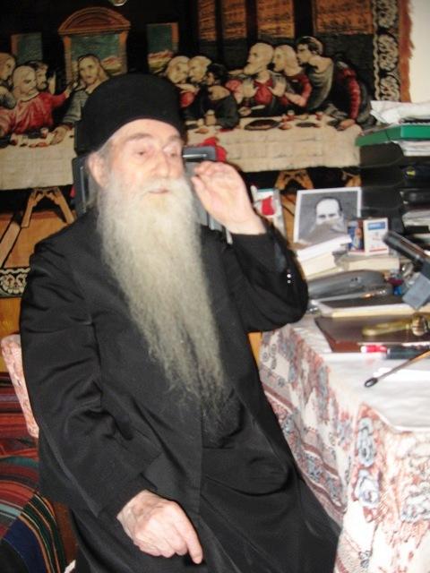 Părintele Arsenie Papacioc: "Viaţa înseamnă moarte continuă”