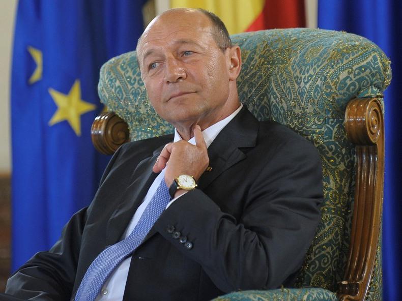 Băsescu: M-am săturat de sensibilităţile CSM!