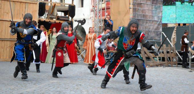 Imagini de poveste de la Festivalul Sighişoara Medievală. Kitch-ul a fost eliminat din cetate