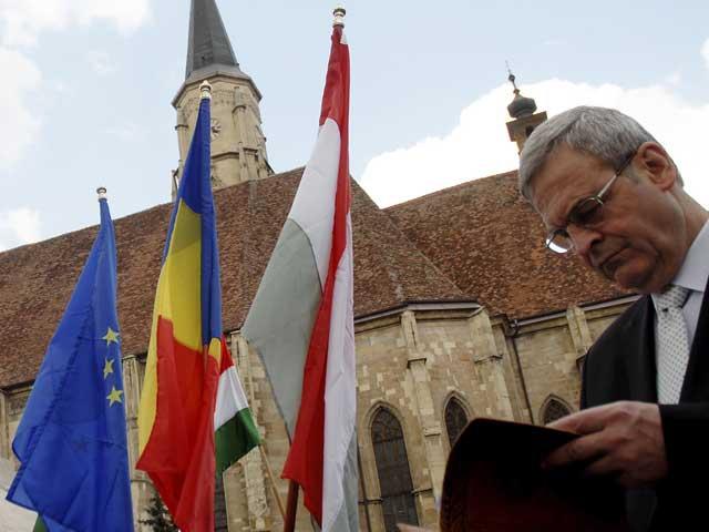 Poliţişti şi militari români - pe lista fondatorilor Partidului Popular Maghiar din Transilvania. Vezi cum au ajuns susţinători ai lui Tőkés
