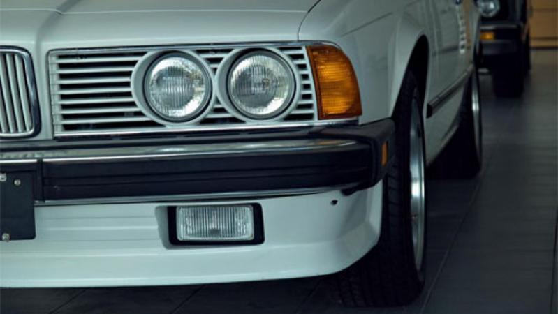 BMW pus la păstrare. Show-room din '88, îngheţat în timp