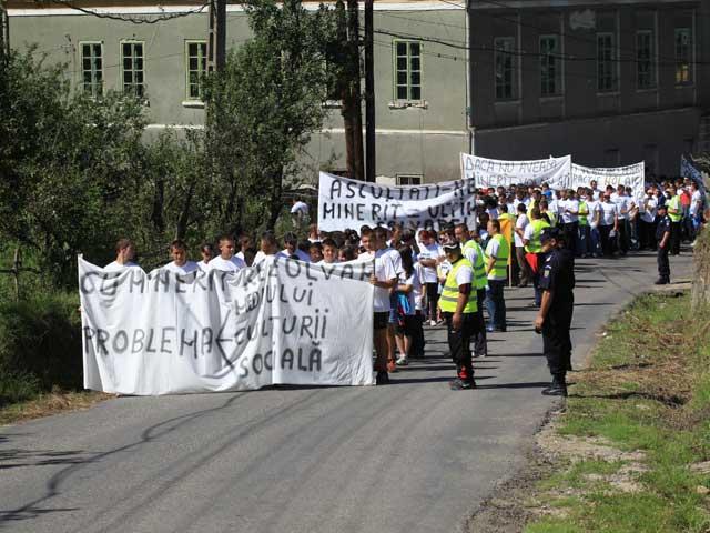 Trei zile de protest la Roşia Montană împotriva Fân Fest