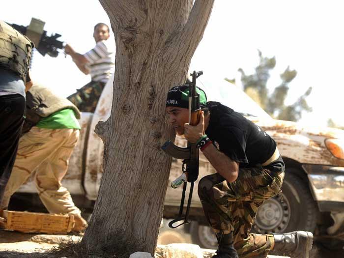 Rebelii vor să scoată Libia din mâinile lui Muammar Gaddafi