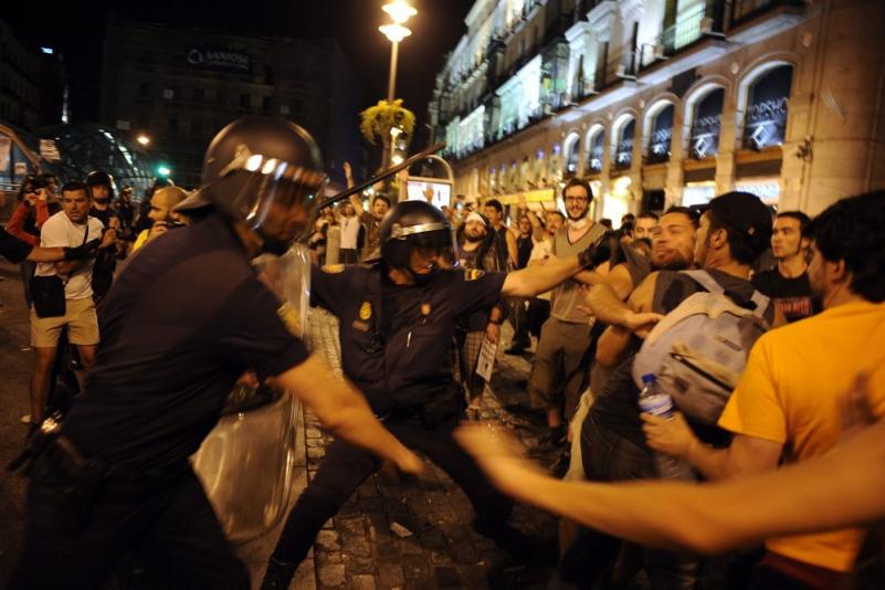 Săptămâna în imagini 13-19 august - God yes, Church no 1195057