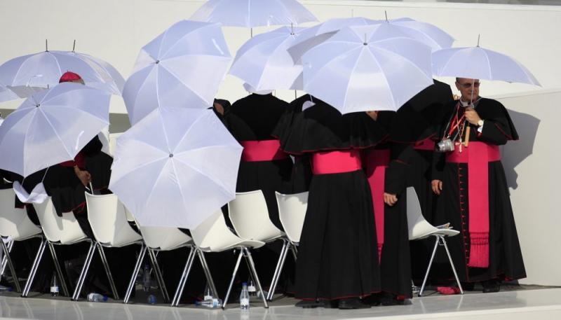 Săptămâna în imagini 13-19 august - God yes, Church no 1195059