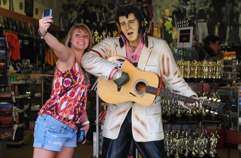 Săptămâna în imagini 13-19 august - God yes, Church no 1195074