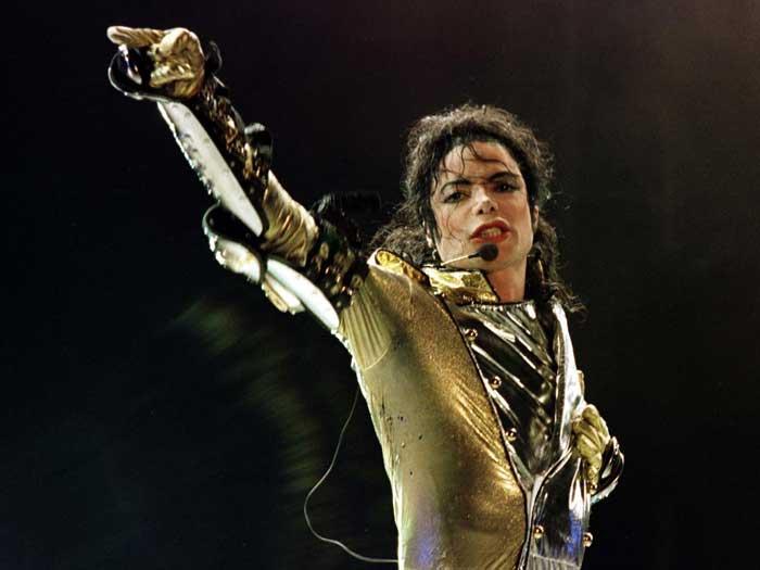 „Michael Jackson a fost lăsat să moară pentru că valora mai mult mort decât viu”