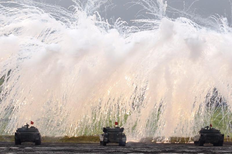 Săptămâna în imagini 20-26 august - Dictatorul a fugit! 1284320