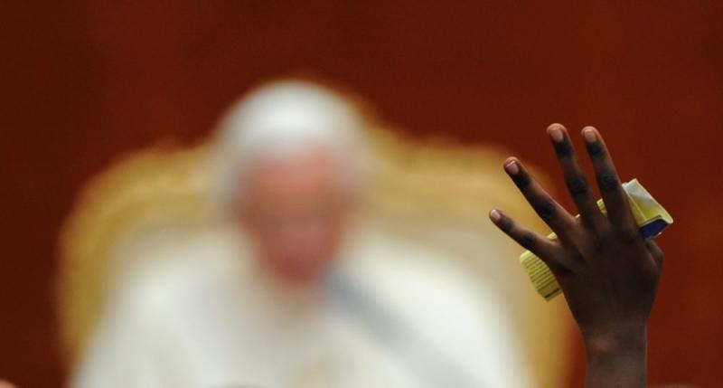 Săptămâna în imagini 20-26 august - Dictatorul a fugit! 1284324