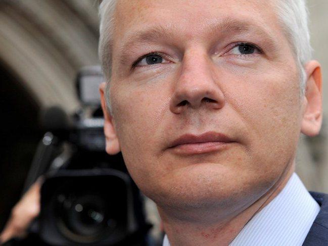 WikiLeaks dezvăluie INTENŢIONAT numele surselor din telegramele secrete ale ambasadelor SUA