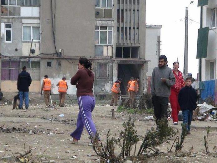Evacuarea ţiganilor din Baia Mare, în atenţia Ambasadei SUA
