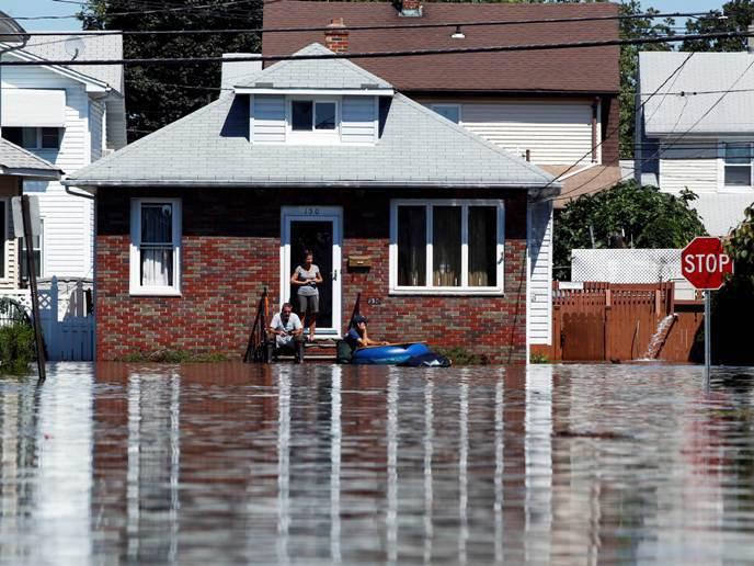 Evacuări în New Jersey, în urma trecerii uraganului Irene
