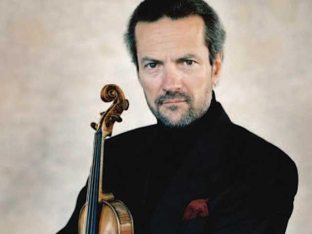 Giuliano Carmignola: "Cu Orchestra Barocă din Veneţia lucrez de mai bine de 10 ani"