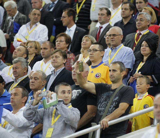 VIP-uri in brazda la inaugurarea oficiala a National Arena. Galerie foto