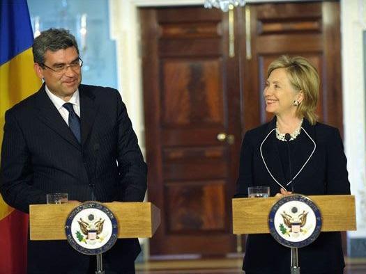 Baconschi şi Clinton semnează astăzi acordul privind scutul antirachetă