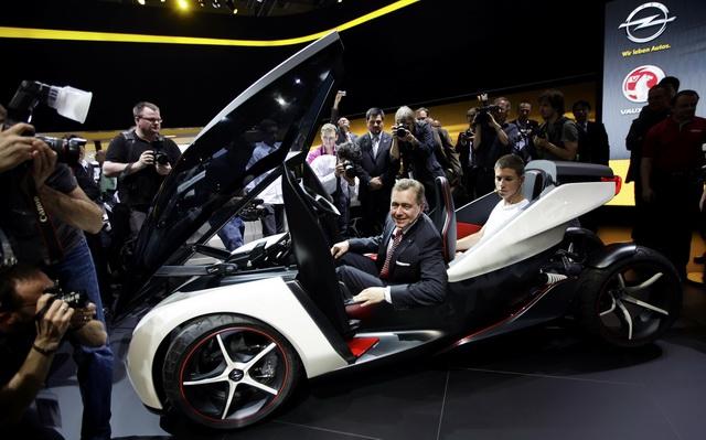 Prima zi a Târgului Internaţional Auto de la Frankfurt. Galerie FOTO 1518840
