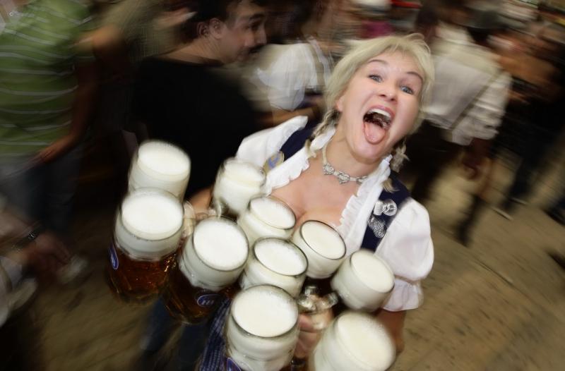 A început tradiţionalul festival al berii, Oktoberfest, de la Munchen 1608532