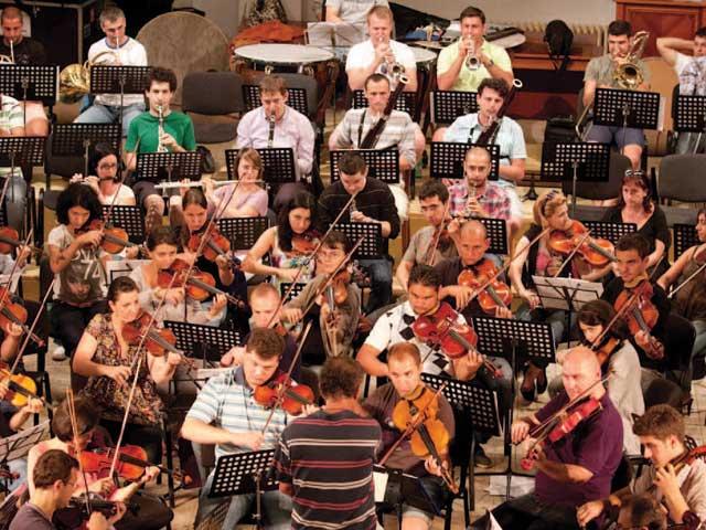 Orchestra Română de Tineret