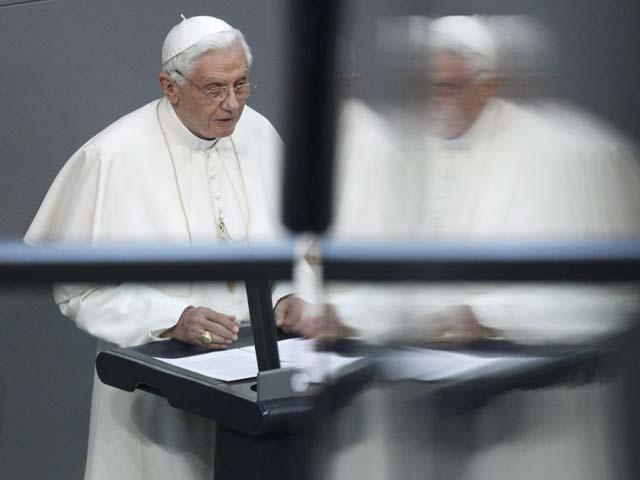 Papa Benedict al XVI-lea, discurs în Parlamentul german: "Omul are puterea de a distruge lumea"