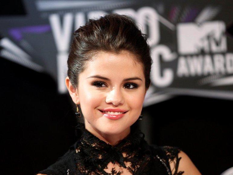 Selena Gomez va fi gazda galei premiilor MTV Europe Music 2011