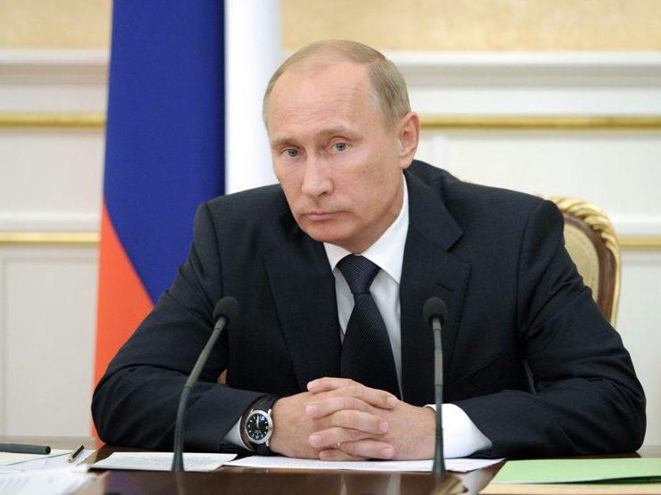 Putin, iritat de folosirea cuvintelor străine în locul celor ruseşti