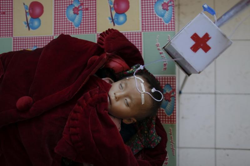 Foamete crâncenă în Coreea de Nord. Medic: "Nu am mai văzut aşa ceva nici în Ethiopia" (GALERIE FOTO)