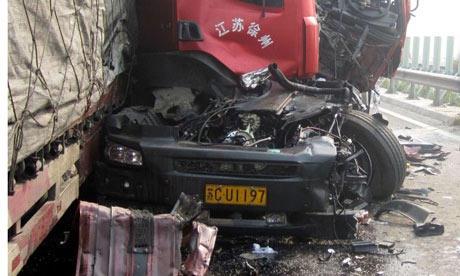 China: 56 de morţi în 3 accidente rutiere, într-o singură zi (VIDEO ULUITOR!)
