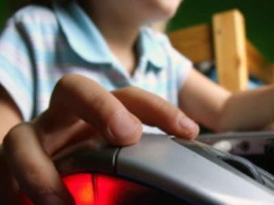 Hărţuirea online afectează 89% dintre copii - studiu