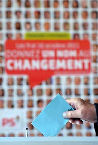 Socialiştii francezi caută antidot pentru Sarkozy