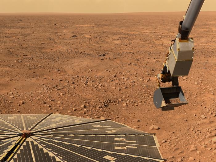 309 imagini de pe Marte, capturate în ultimii 3 ani de misiune. NASA ne arată priveliştea de pe Planeta Roşie (VIDEO)