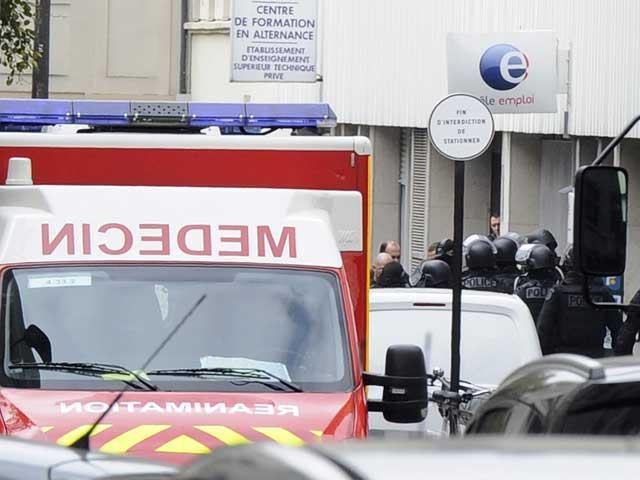 Un şomer a luat doi ostatici la Paris