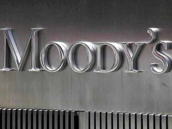 Moody’s: Ratingul Franţei ar putea fi revizuit negativ