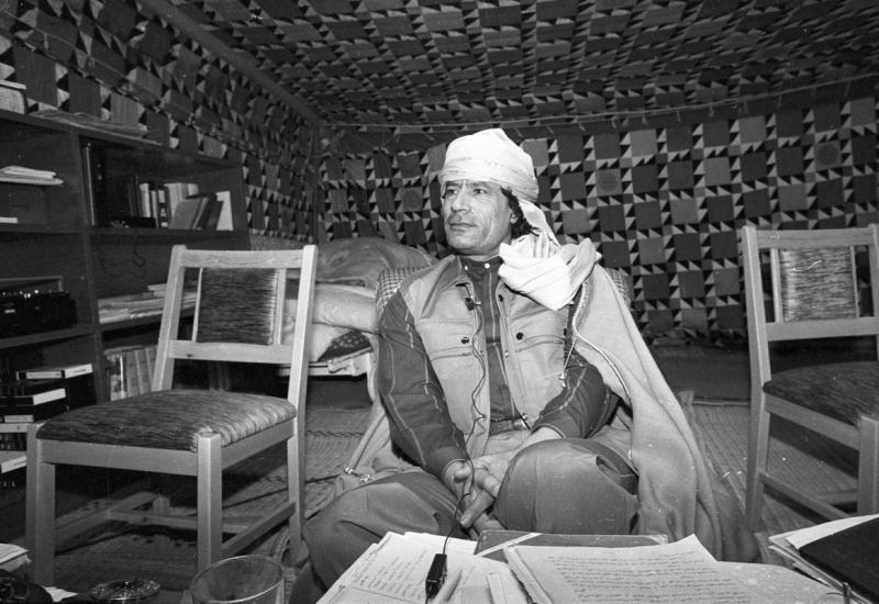 Amintiri cu Gaddafi. Galerie foto 2070762