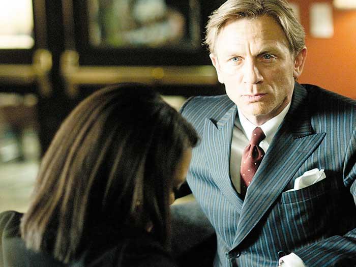 Daniel Craig, altfel decât 007