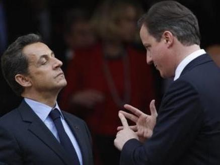 Sarkozy către premierul britanic, la summit-ul de la Bruxelles: Taci din gură!