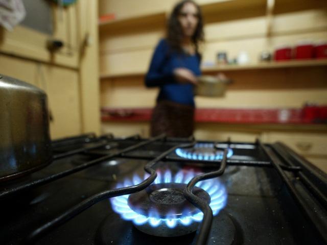 ACUE: Preţul gazelor şi energiei pentru consumatorii industriali ar trebui să crească cu două cifre