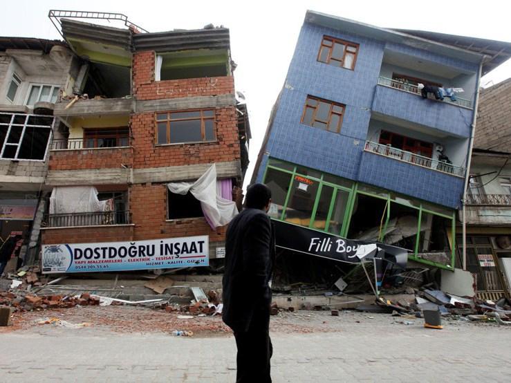 Bilanţul cutremurului din Turcia a ajuns la 601 morţi