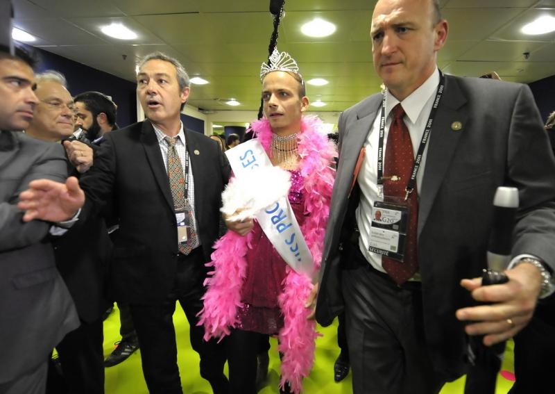 3 noiembrie 2011. Imaginile zilei 2327986