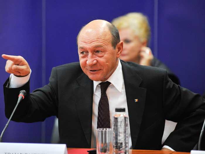 Băsescu - ameninţat cu suspendarea, pentru ce le-a spus judecătorilor