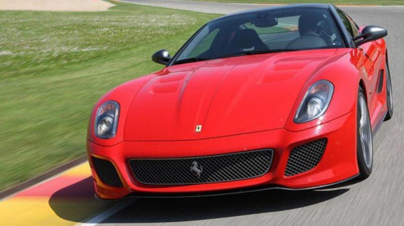 Ferrari 599 ar putea fi fabricat într-o ediţie limitată Ferando Alonso
